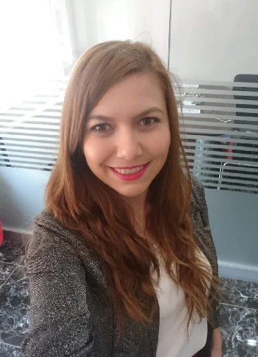 Merve Gülerce Çalışırken